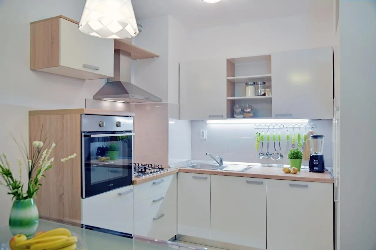 Green Apartment Split